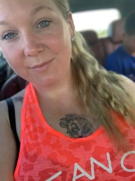 Bikewithgirl uit Friesland,Nederland